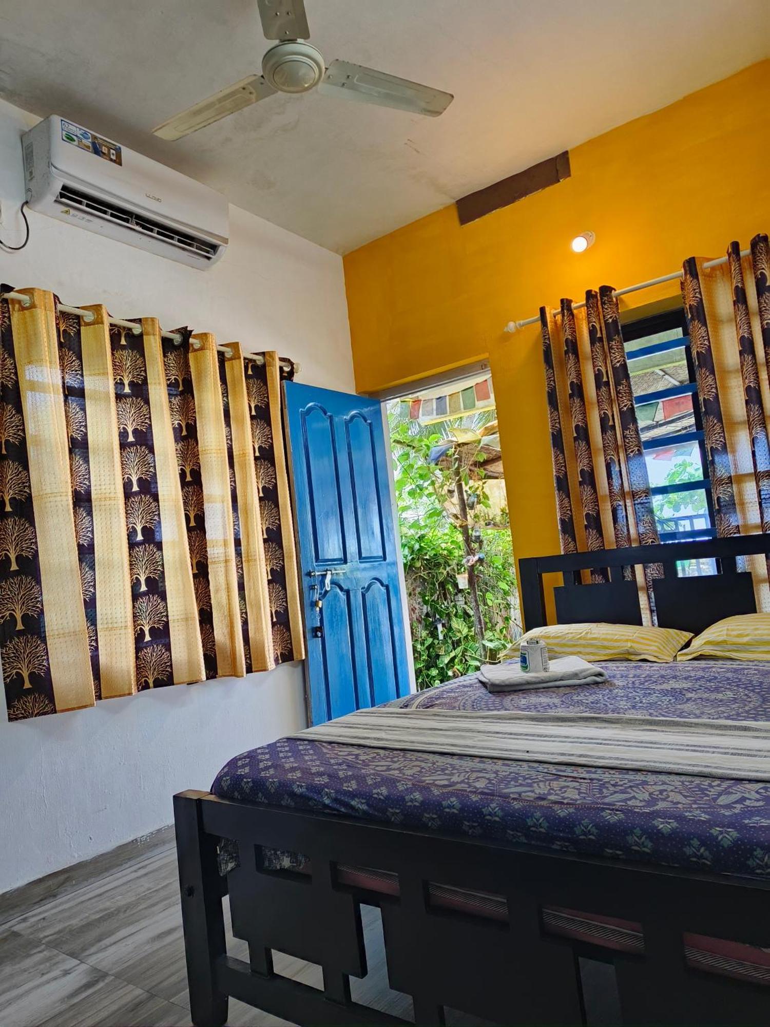 Peace And Love Beach Homestay Alappuzha Екстер'єр фото