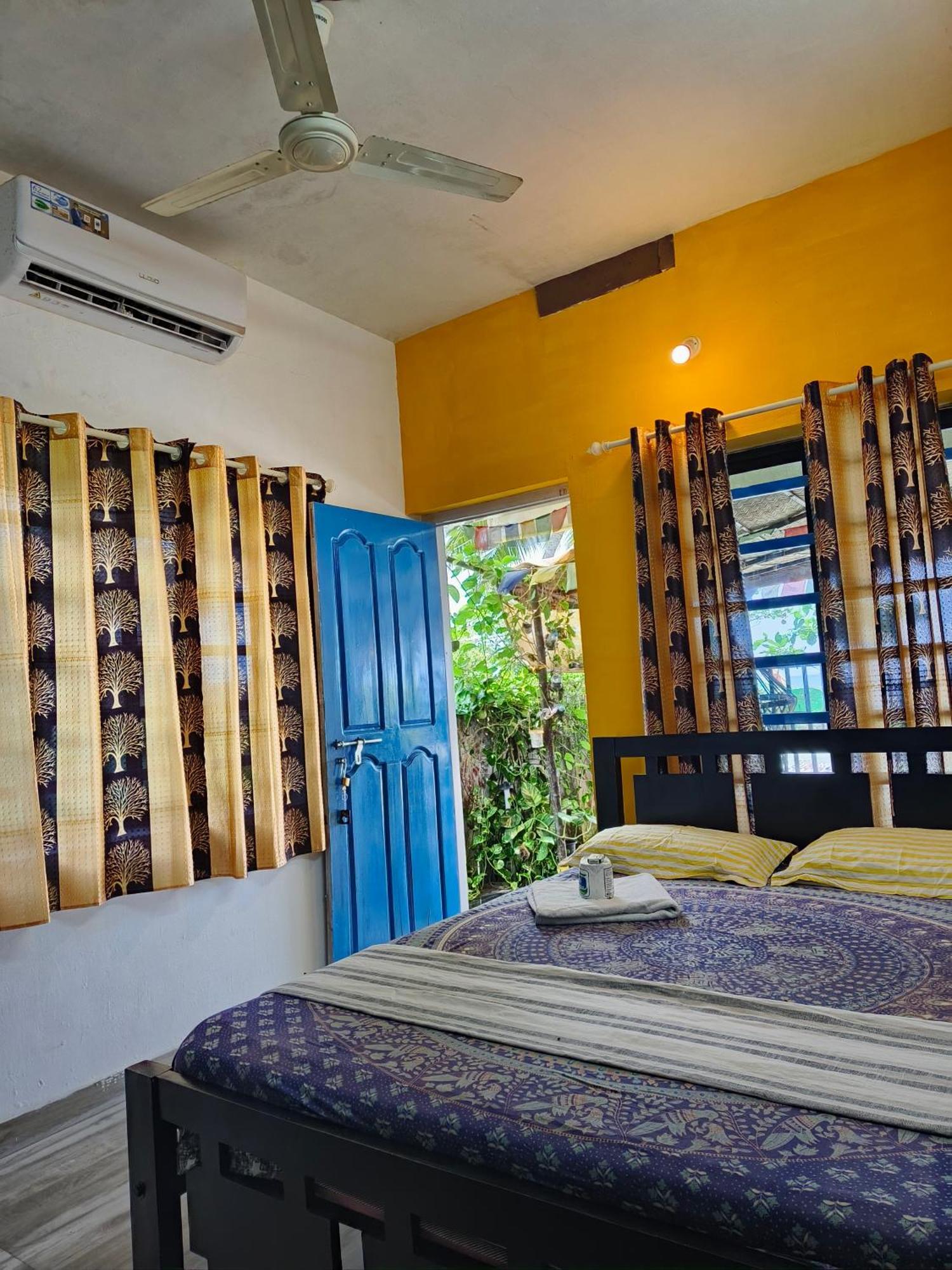 Peace And Love Beach Homestay Alappuzha Екстер'єр фото